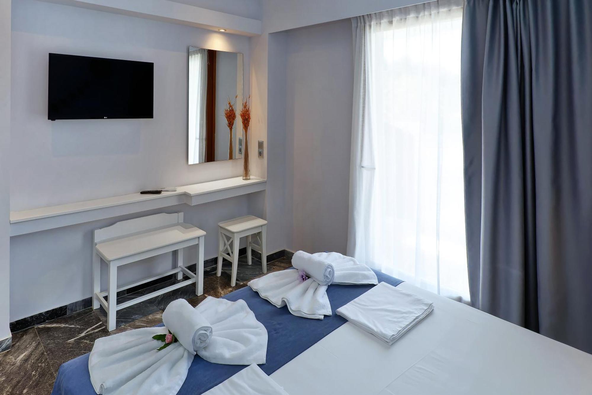 Hotel Korali Troulos Extérieur photo